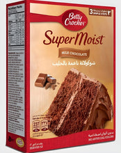 Load image into Gallery viewer, Betty Crocker Super Moist Milk Chocolate Cake Mix Rich Taste&amp;No Artificial Color
