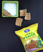 Load image into Gallery viewer, 12 Pack X Fico Crunchy Wheat Zaatar Chips 18 g فيكو شيبس بنكهة الزعتر
