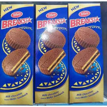 Load image into Gallery viewer, Chocolate Tiffany Breaksta Milk Chocolate with Wafer Sandwich 24 pieces تيفاني
